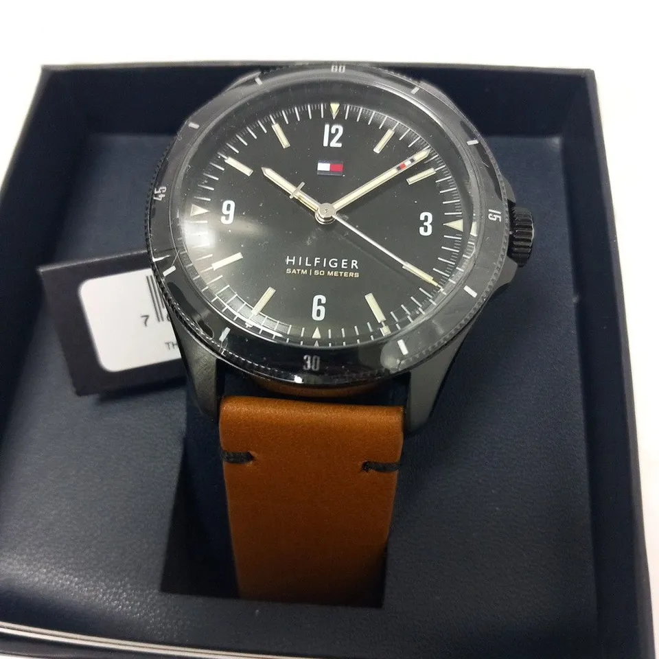 BOXED TOMMY HILFIGER MAVERICK WRIST WATCH