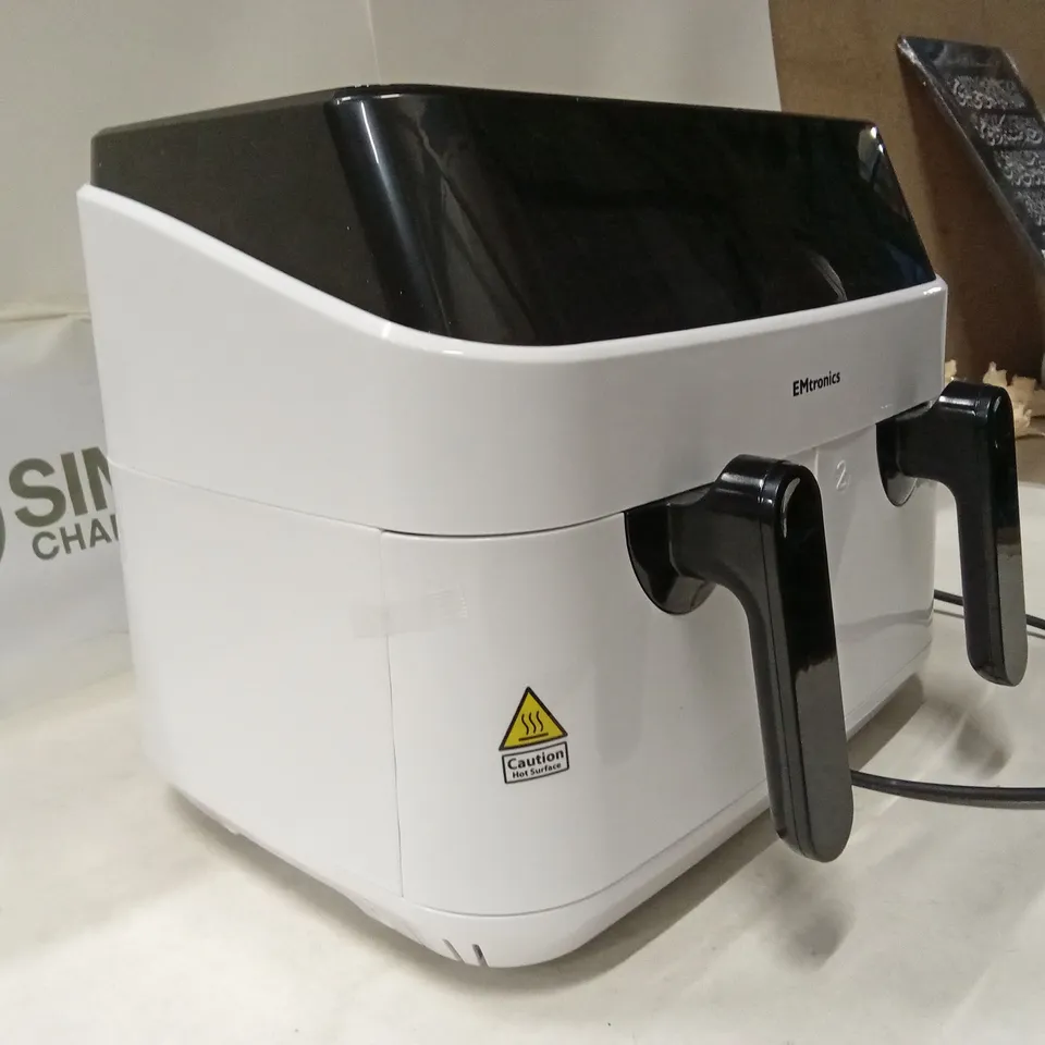 EMTRONICS 9L DOUBLE DIGITAL AIRFRYER