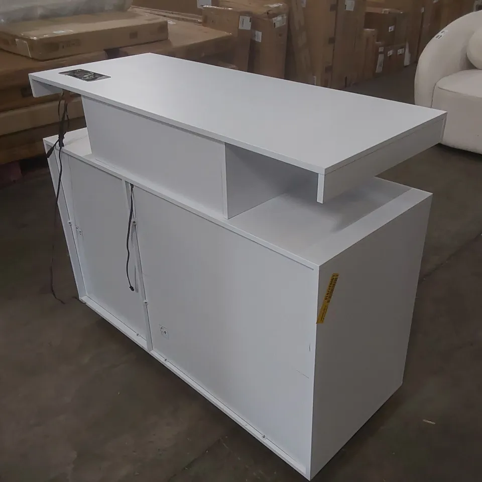 SIDEBOARD WITH SMART MODULE COLOUR: WHITE