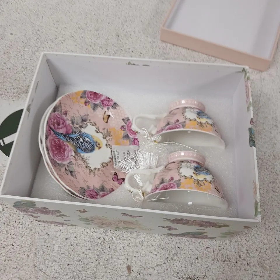 LONDON BOUTIQUE FLORAL TEACUP & SAUCER SET (2 CUPS + SAUCER) – PINK BOXED