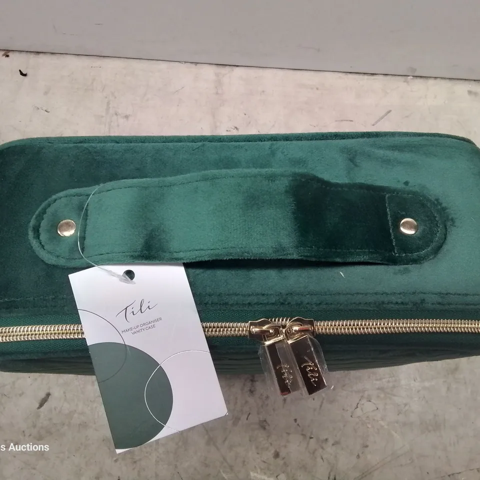 BOXED TILI LARGE MAKEUP ORGANISER - GREEN (1 BOX)