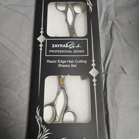 APPROXIMATELY 9 ZAYRA STYLE RAZOR EDGE HAIR CUTTING SHEARS SET – PROFESSIONAL SERIES (SET OF 2)
