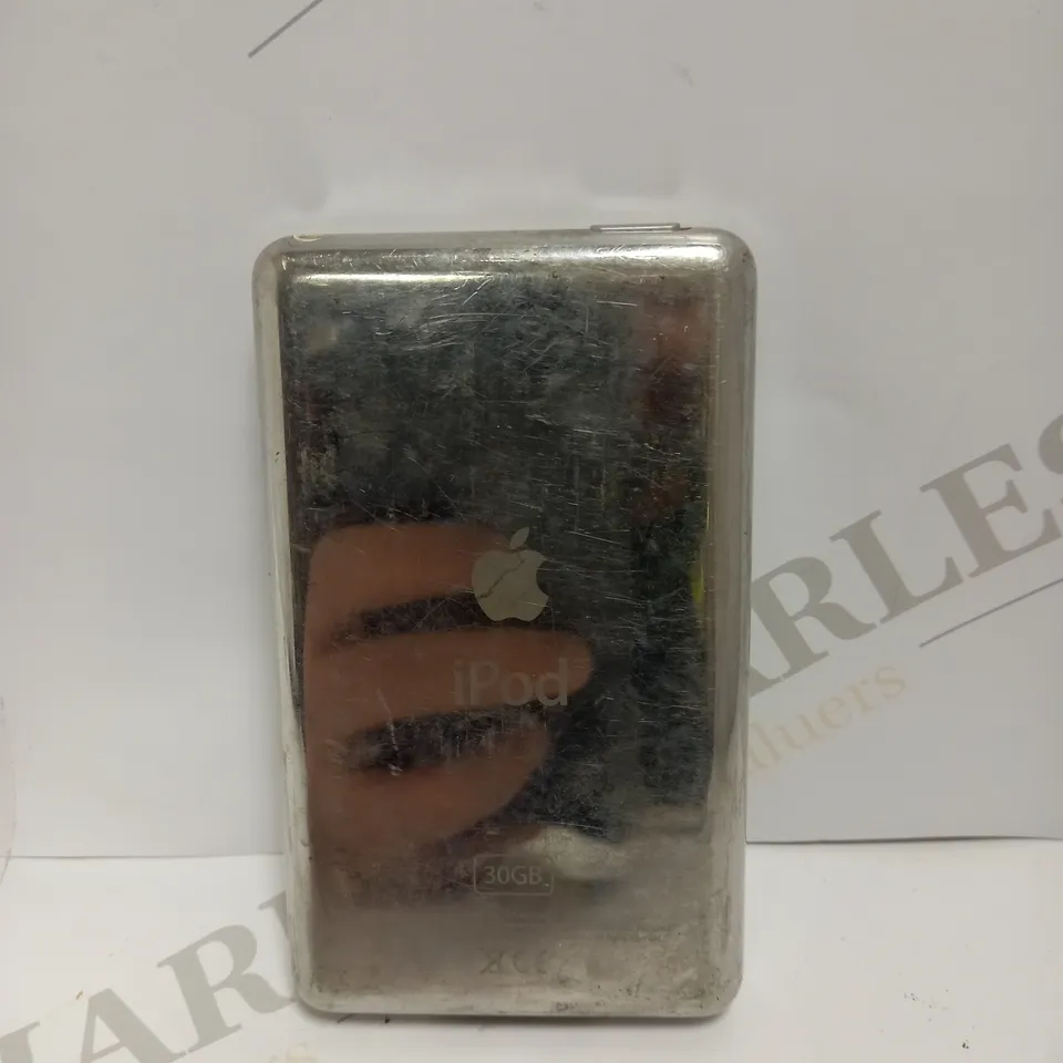 APPLE A1136 IPOD