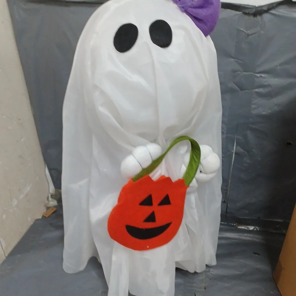 STANDING  GHOST DECORATION RRP £35