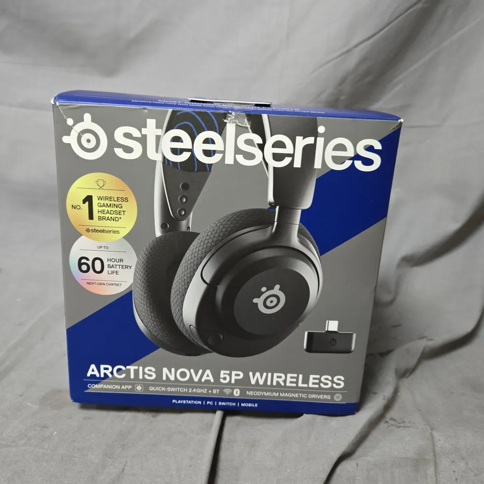STEELSERIES ARCTIS NOVA 5P WIRELESS PLAYSTATION GAMING HEADSET - BLACK