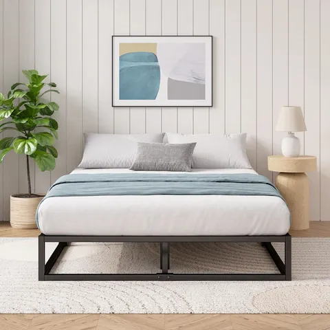 BOXED DEKKER METAL PLATFORM BED WITH WOODEN SLAT SUPPORT 35CM/14IN HEIGHT - SIZE UNSPECIFIED