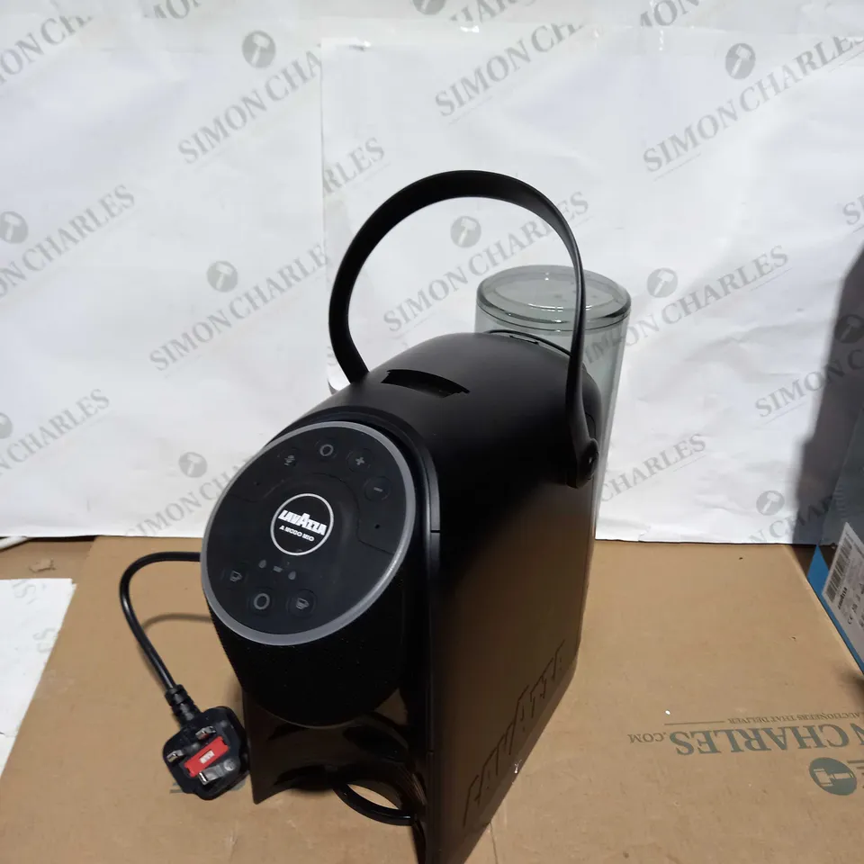 LAVAZZA VOICY ALEXA COFFEE MACHINE 