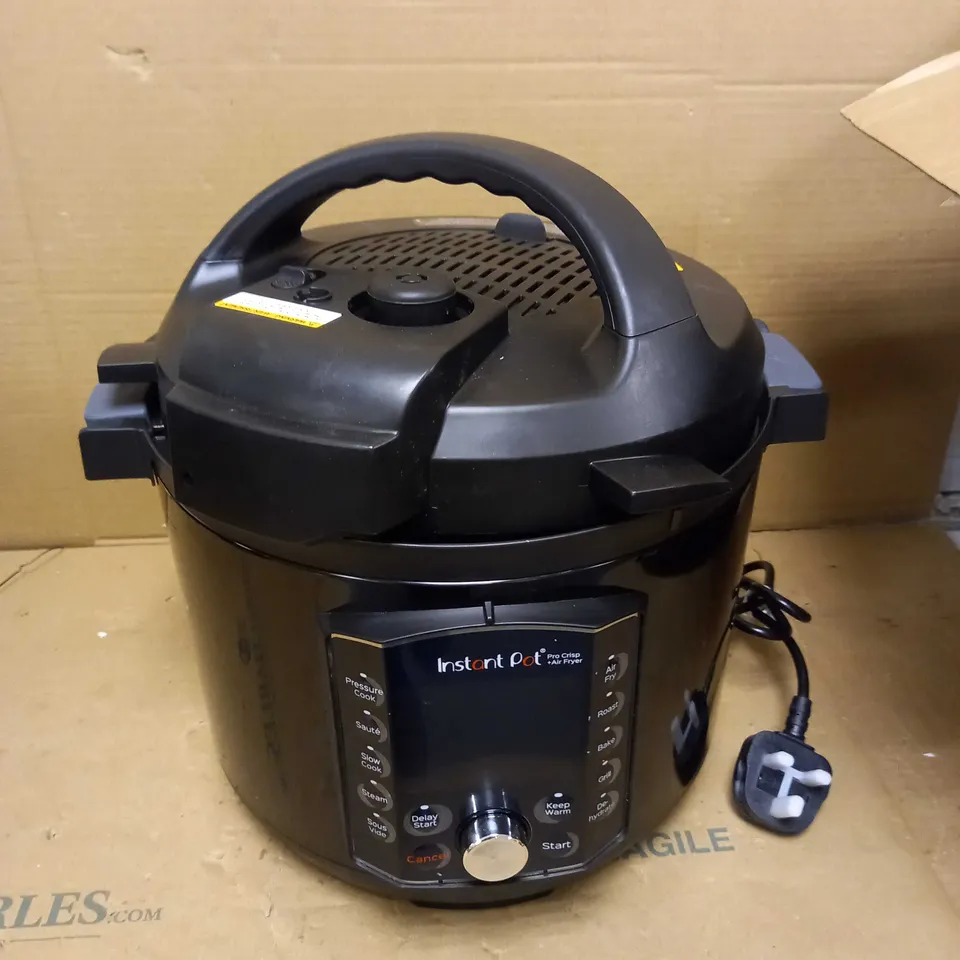 INSTANT POT PRO CRISP ELECTRIC MULTI COOKER