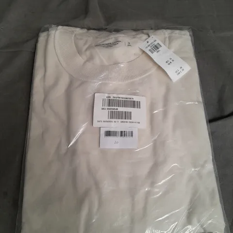 ABERCROMBIE & FITCH CREW NECK TOP SIZE S