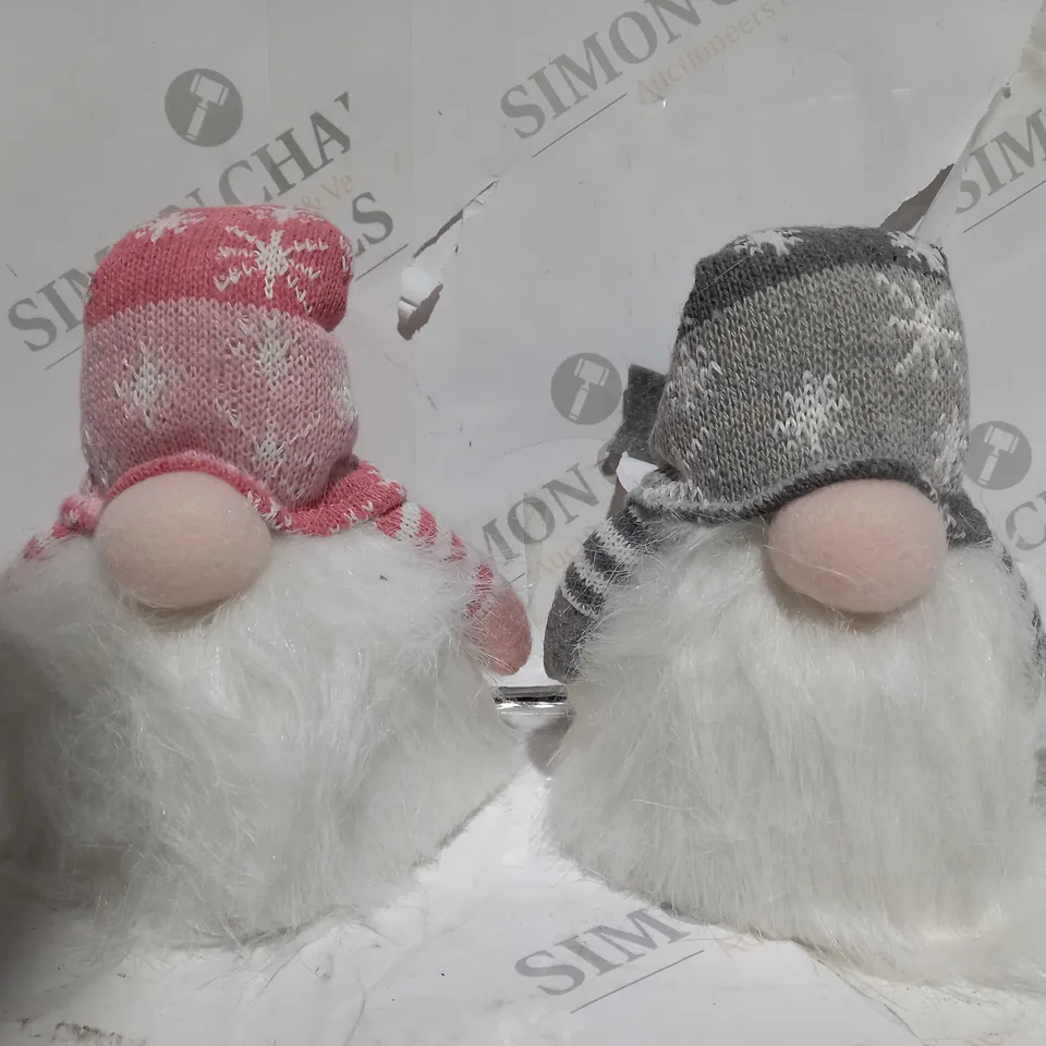 PAIR OF LIT UP SANTAS