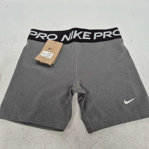 NIKE KIDS PRO DRI-FIT SHORTS IN GREY - XL
