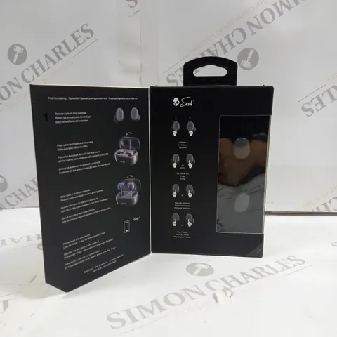 SKULLCANDY TRUE WIRELESS EARBUDS BOXED