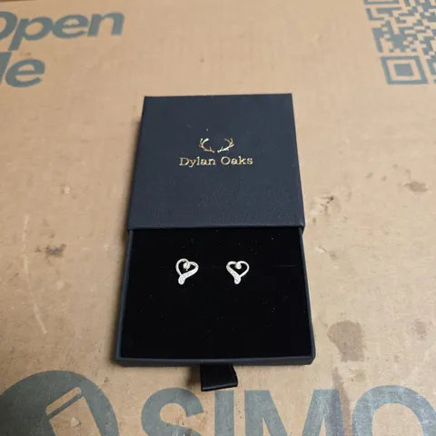 DYLAN OAKS HEART-SHAPED SILVER EARRINGS, BOXED