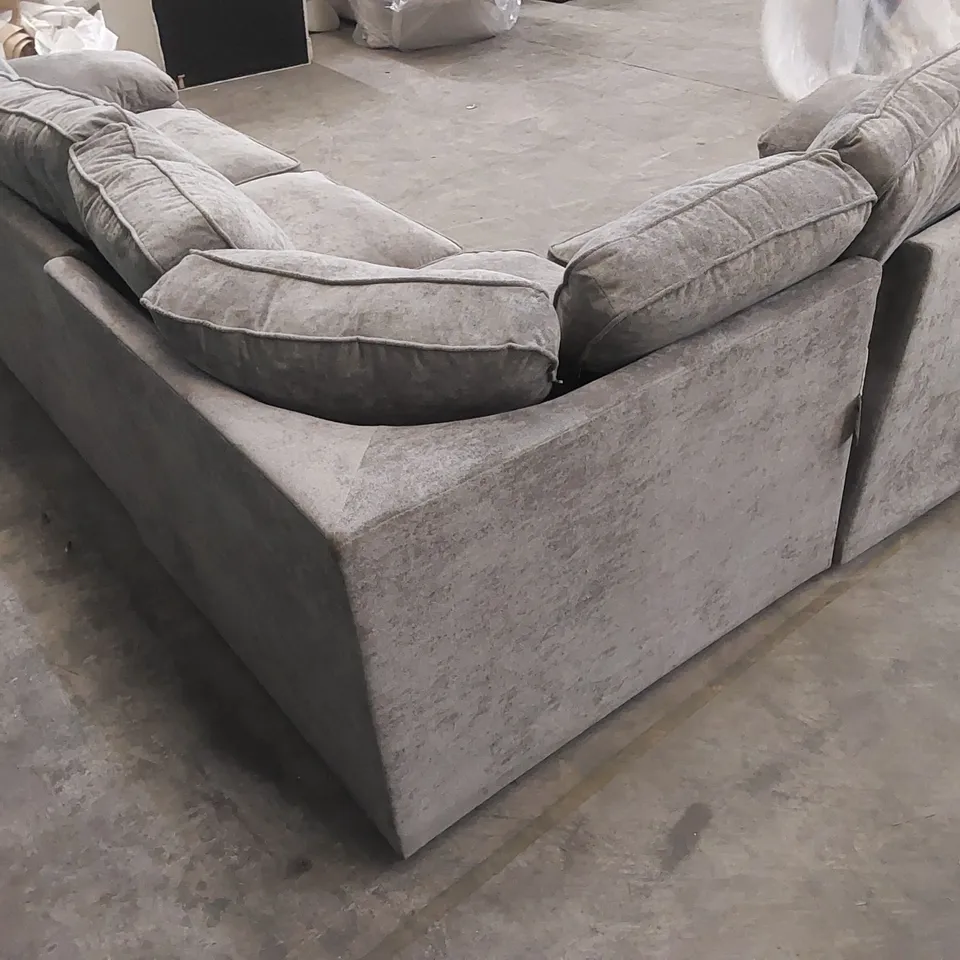 DESIGNER LARGE FABRIC UPHOLSTERED CORNER SOFA - GREY