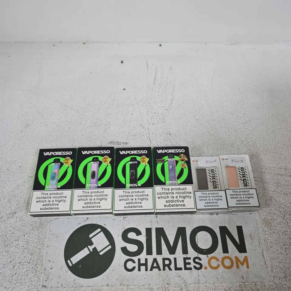 APPROXIMATELY 20 ASSORTED E-CIG PRODUCTS AND ACCESSORIES TO INCLUDE VAPRESSO, ASPIRE ETC 