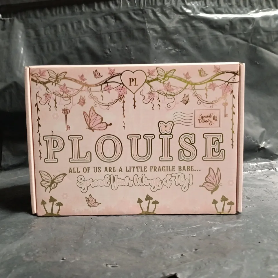 P.LOUISE MYSTERY BEAUTY BOX SET