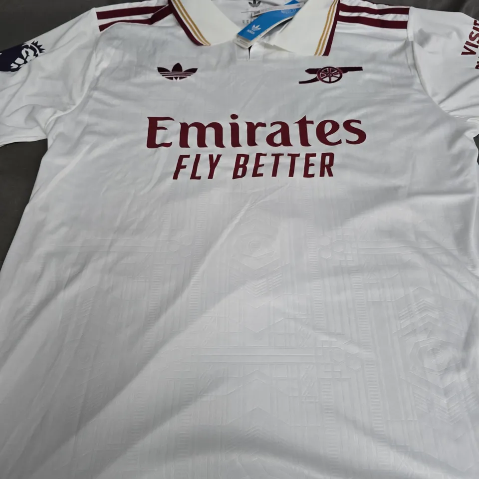 ARSENAL FC AWAY JERSEY - PERSONALISED - MR PORSCHE 01 - SIZE XL