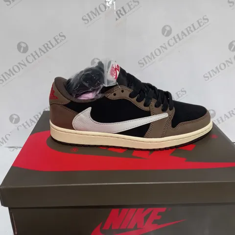 BOXED AIR JORDAN 1 RETRO MOCHA LOW OG SP TRAVIS SCOTT - UK SIZE 8