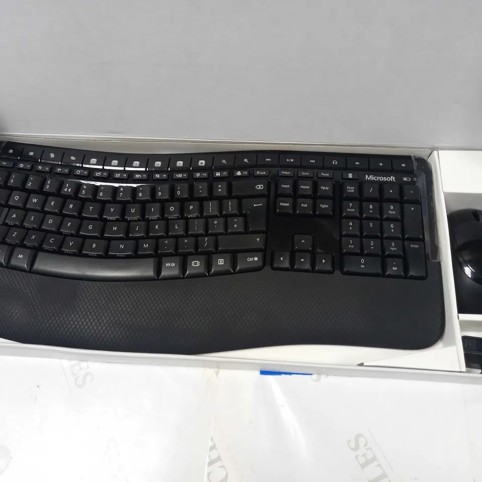 MICROSOFT WIRELESS COMFORT DESKTOP KEYBOARD 