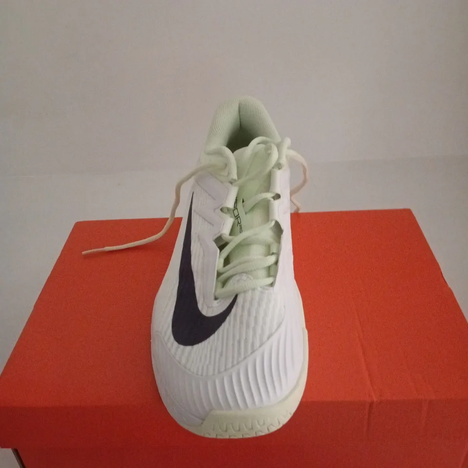 NIKE M ZOOM VAPOR PRO 3 HC SIZE 10.5 BOXED