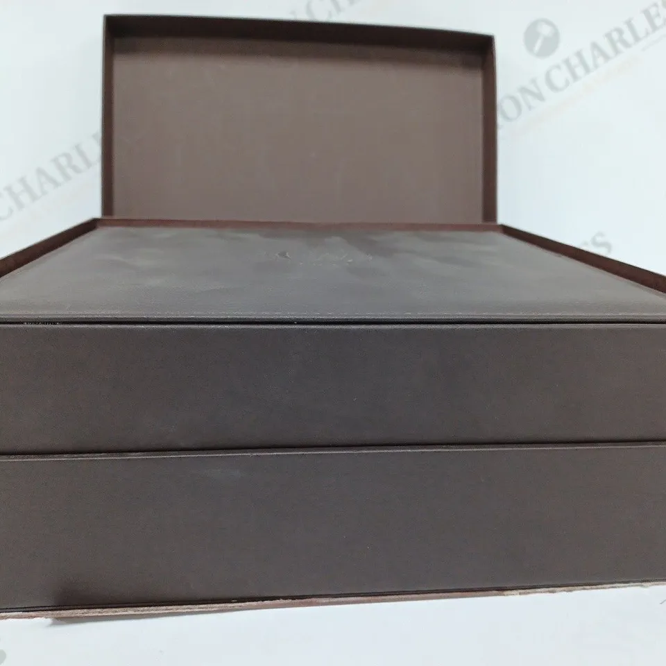 CONSTANTIN WEISZ WATCH CASE - HOLDS 6