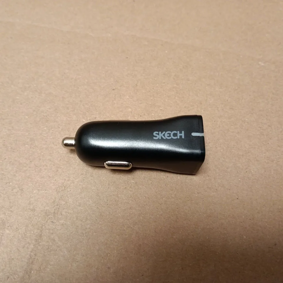 APPROXIMATELY 80 ASSORTED USB CAR CHARGERS