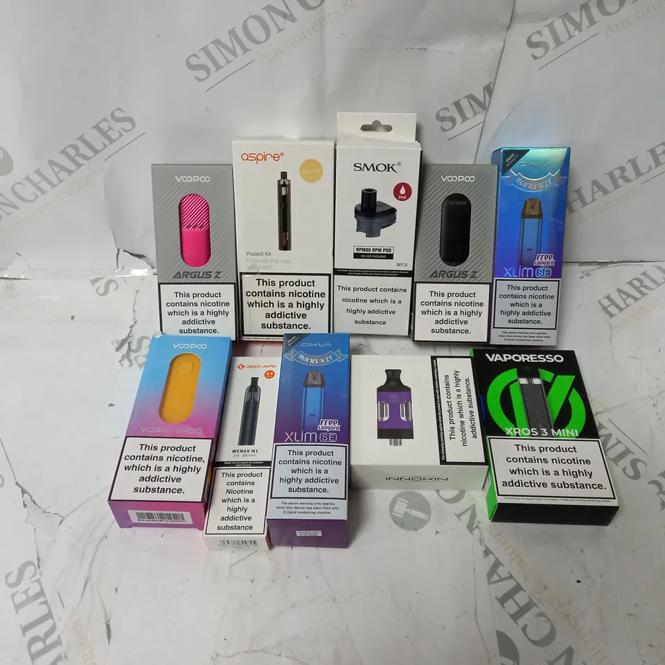BOX OF APPROXIMATELY 10 ASSORTED E-CIG PRODUCTS TO INCLUDE VAPORESSO, INNOKIN, OXVA 