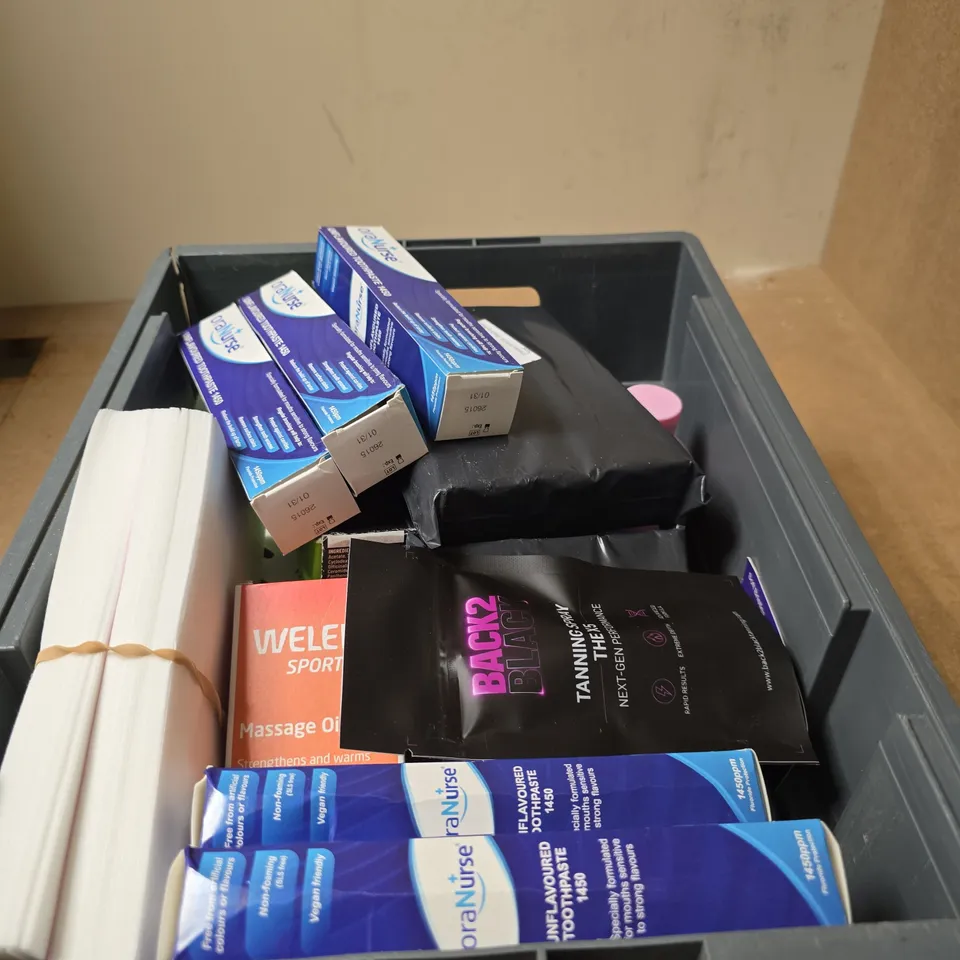 APPROXIMATELY 20 ASSORTED COSMETIC ITEMS INCLUDING SEA MAGIK DEAD SEA SALTS , WELEDA SPORT MASSAGE OIL AND FLORA & CURL CREAM CONDITIONER 