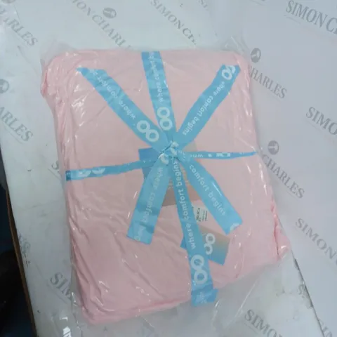 OODIE HOODED BLANKET - PINK 
