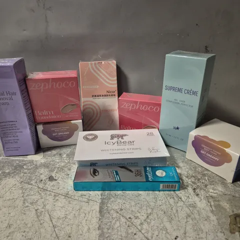 APPROXIMATELY 30 ASSORTED COSMETICS ITEMS TO INCLUDE OVERNIGHT TONING BODY CREAM (100ML), ICY BEAR DENTAL BEAR WHITENING STRIPS (28 STRIPS), FACIAL HAIR REMOVAL CREAM (40ML), ETC