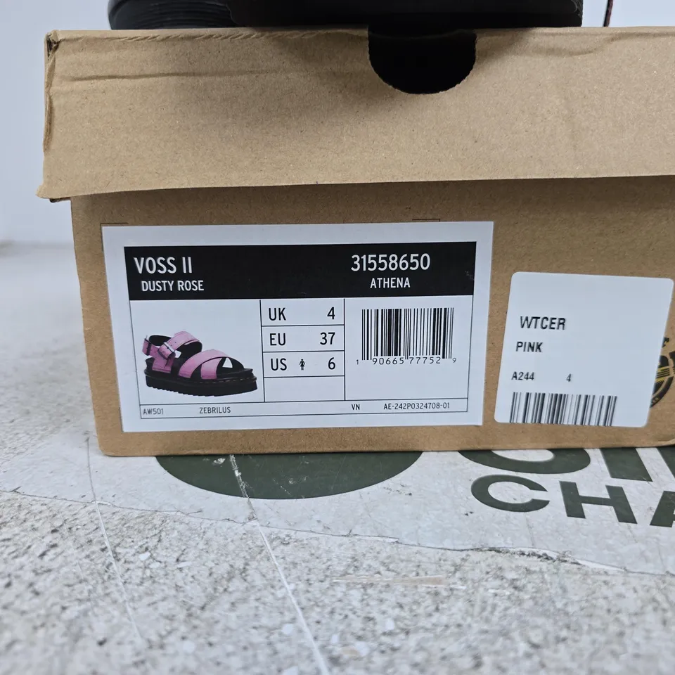 DR MARTENS VOSS II DUSTY ROSE UK 4 BOXED