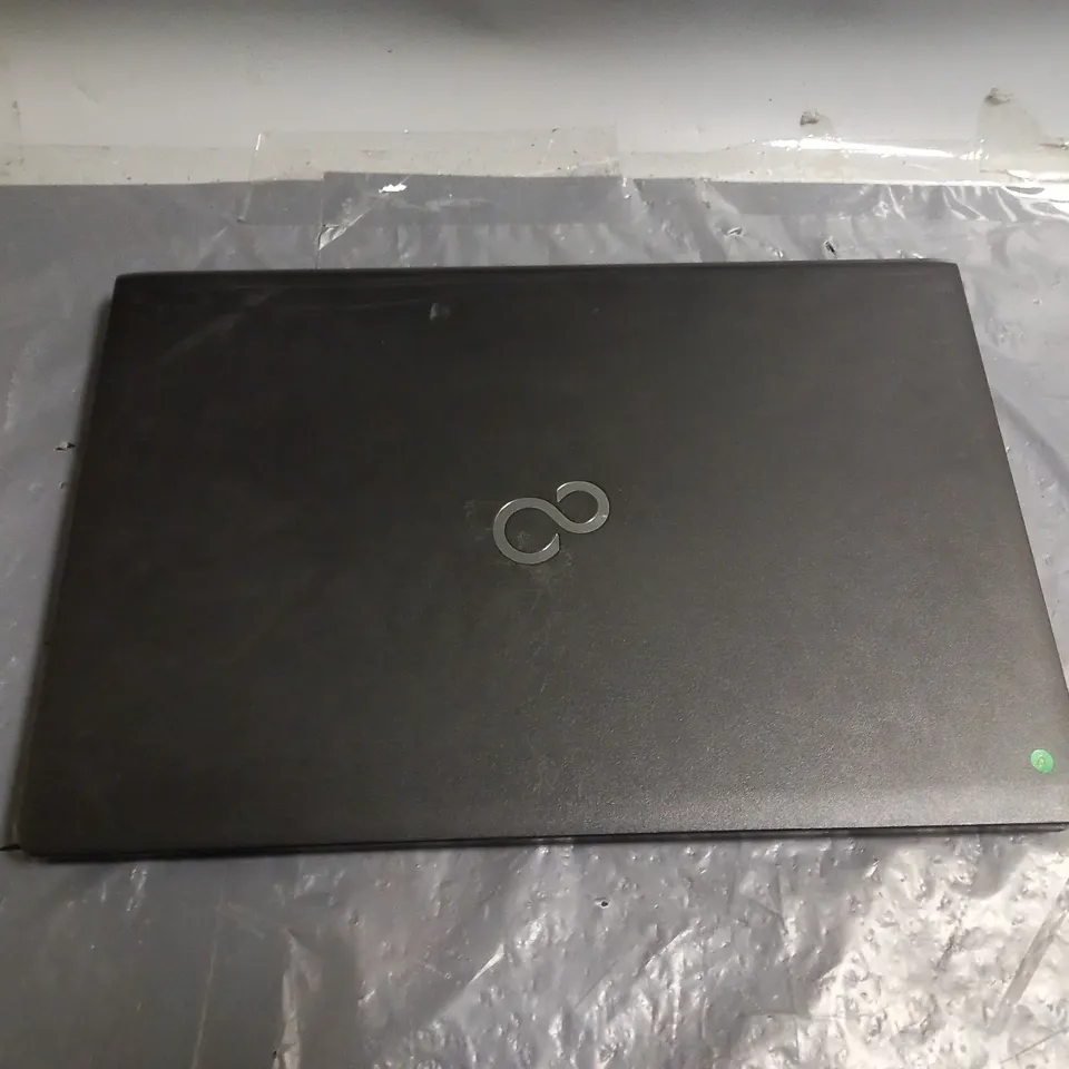 FUJITSU LIFEBOOK A555 LAPTOP