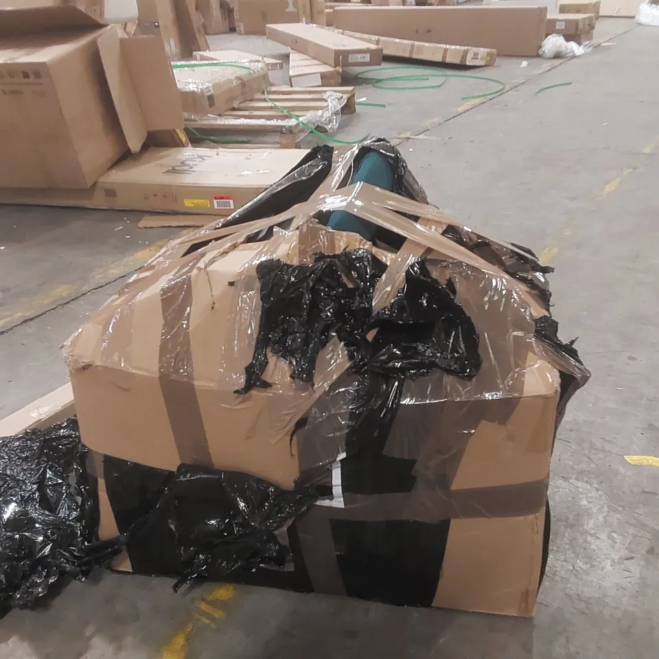 BOXED PETILLO SWIVEL VELVET OFFICE TASK CHAIR WITH ADJUSTABLE HEIGHT AND PADDED CUSHION - TEAL