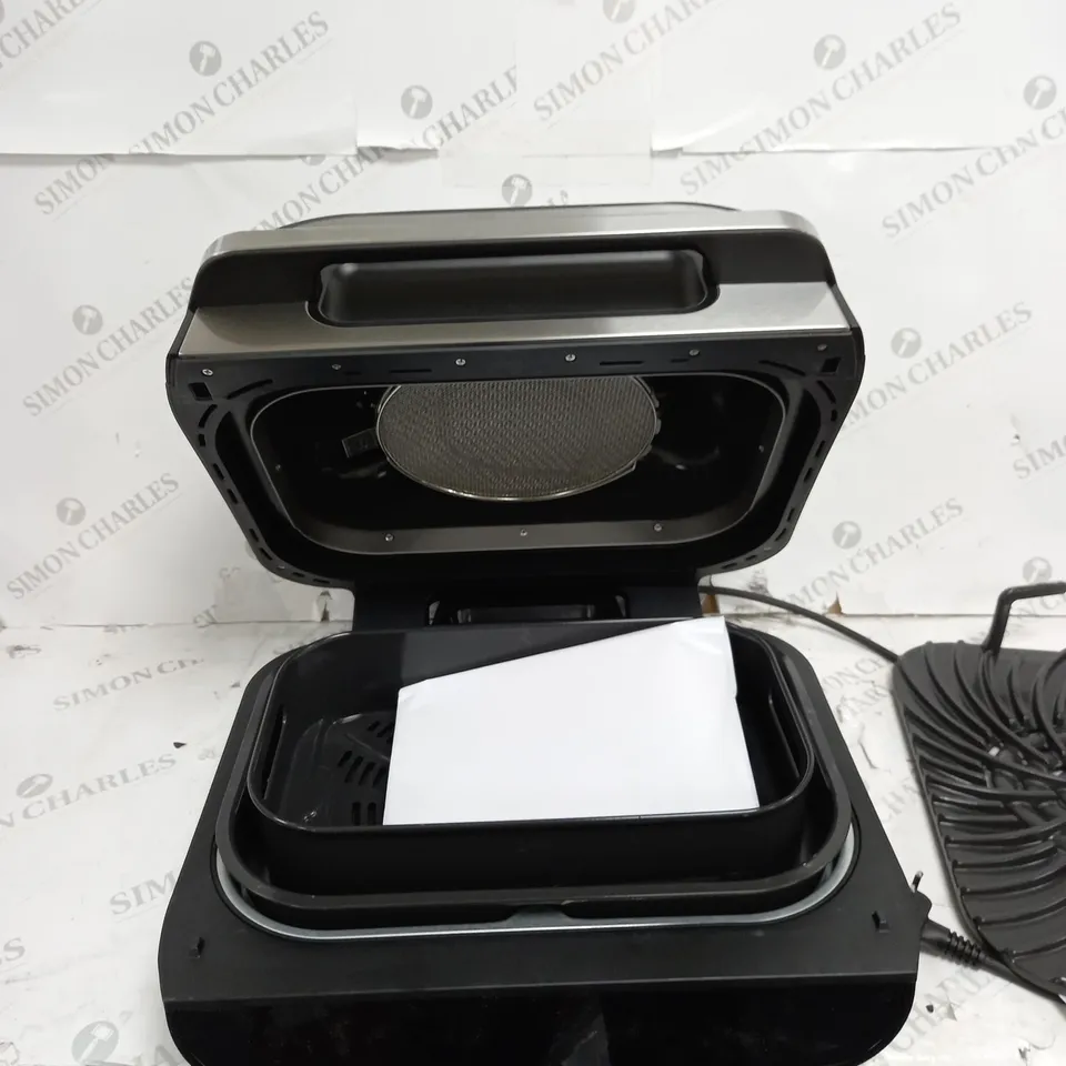 BOXED NINJA FOODI MAX HEALTH GRILL & AIR FRYER WITH AUTO IQ AG551UK