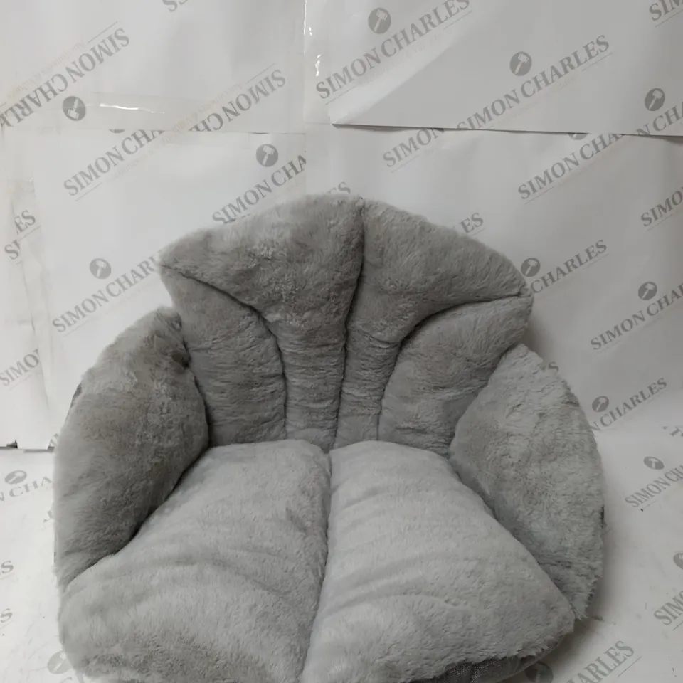 OUTLET COZEE HOME FAUX FUR PLUSH SUPPORT CUSHION