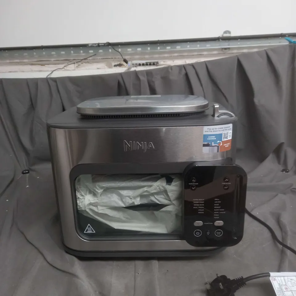 BOXED NINJA MULTIFUNCTION 14 IN 1 OVEN & AIR FRYER 