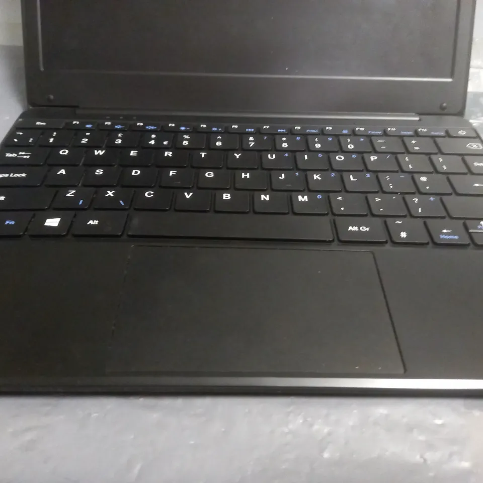 GEO BOOK 1E LAPTOP