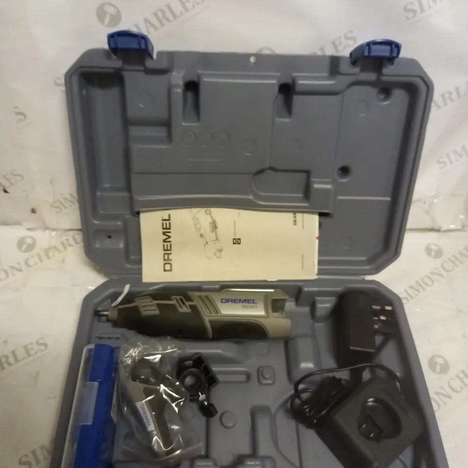 DREMELL 8220 CORDLESS MULTI TOOL 