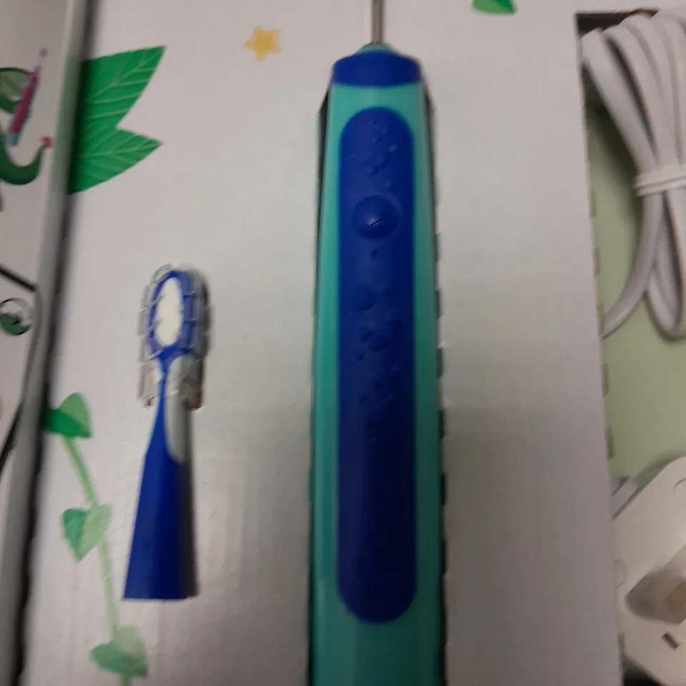 GUM PLAYBRUSH RECHARGABLE KIDS ELECTRIC TOOTHBRUSH