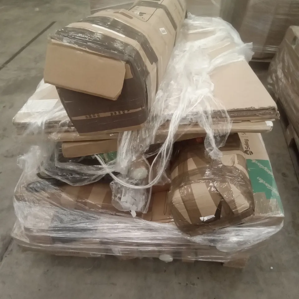 PALLET OF ASSORTED FURNITURE INCLUDING BOXED COFFEE TABLES, MATTRESS, NOTICE BOARD, IRONING BOARD 