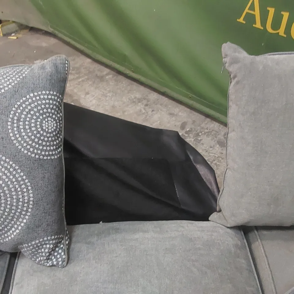 QUALITY DESIGNER UPHOLSTERED CORNER SOFA - GREY & BLACK