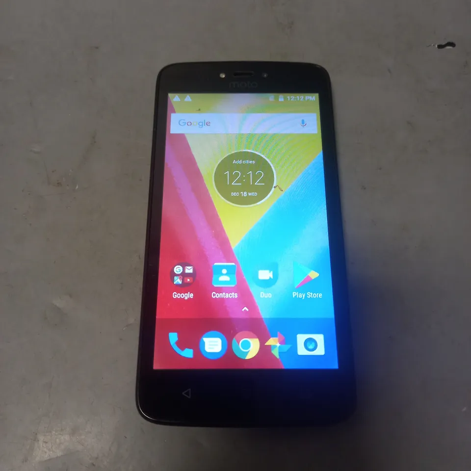 MOTOROLA MOTO C SMARTPHONE IN BLACK