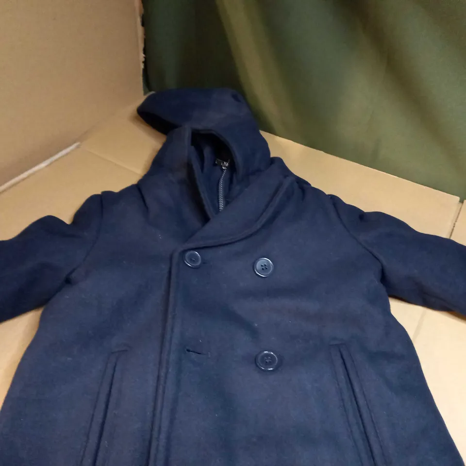 DESIGNER NAVY QUILTED JNR WINTER COAT - AGE 8YRS