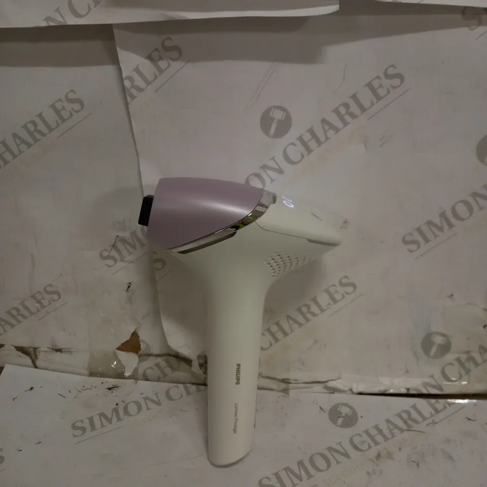PHILIPS LUMEA PRESTIGE IPL HAIR REMOVAL DEVICE 