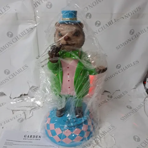 BOXED ENCHANTED GARDEN BY GARDEN REFLECTIONS LED HANDSOME HEDGEHOG