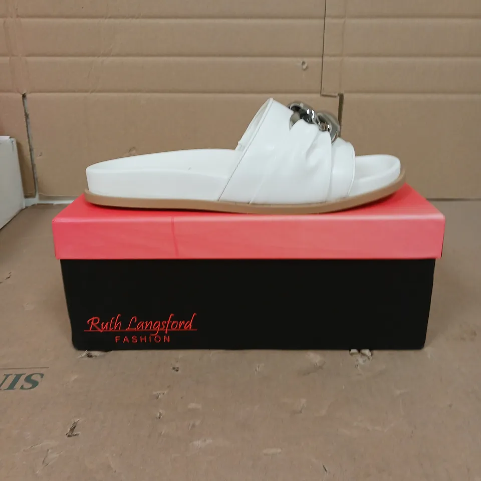 RUTH LANGSFORD PORVAIR SLIDERS WHITE SIZE 8