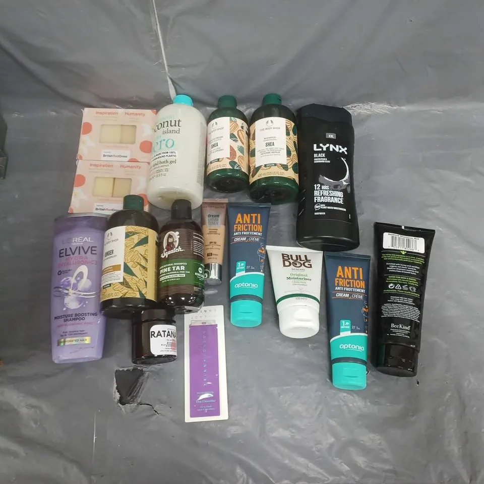 BOX OF APPROXIMATELY 12 ASSORTED COSMETIC ITEMS TO INCLUDE -LYNX -BULLDOG- TREACLRMOON ETC.
