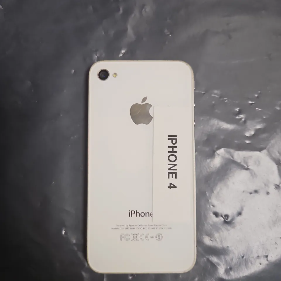 APPLE IPHONE 4 (WHITE)