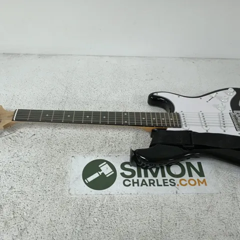 ROCKWOOD ELECTRIC GUITAR – BLACK STRAT-STYLE, 3‑SINGLE COIL PICKUPS