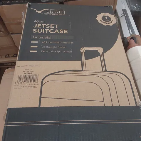 BOXED LUGG JETSET SUITCASE 